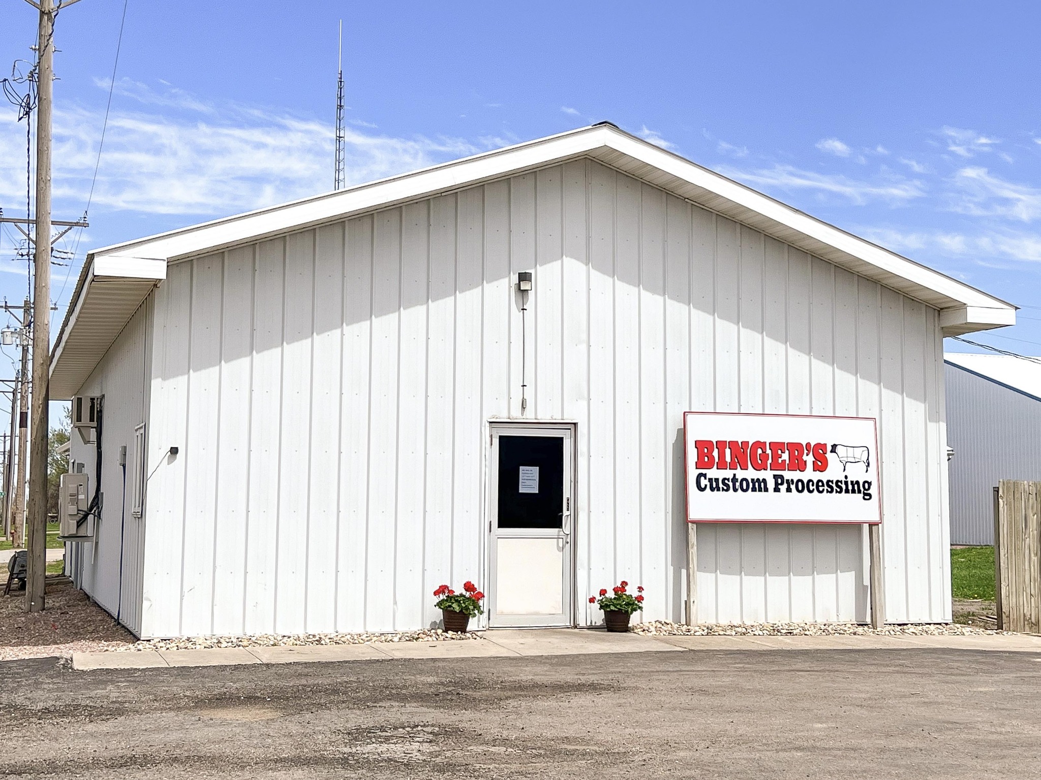 Binger's Custom Processing, LLC's Logo